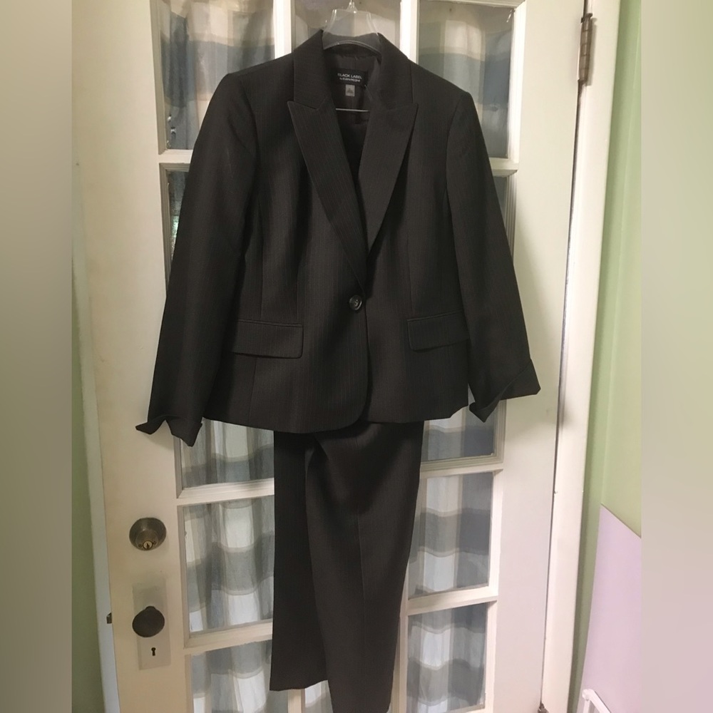 NWT Black Label Suit